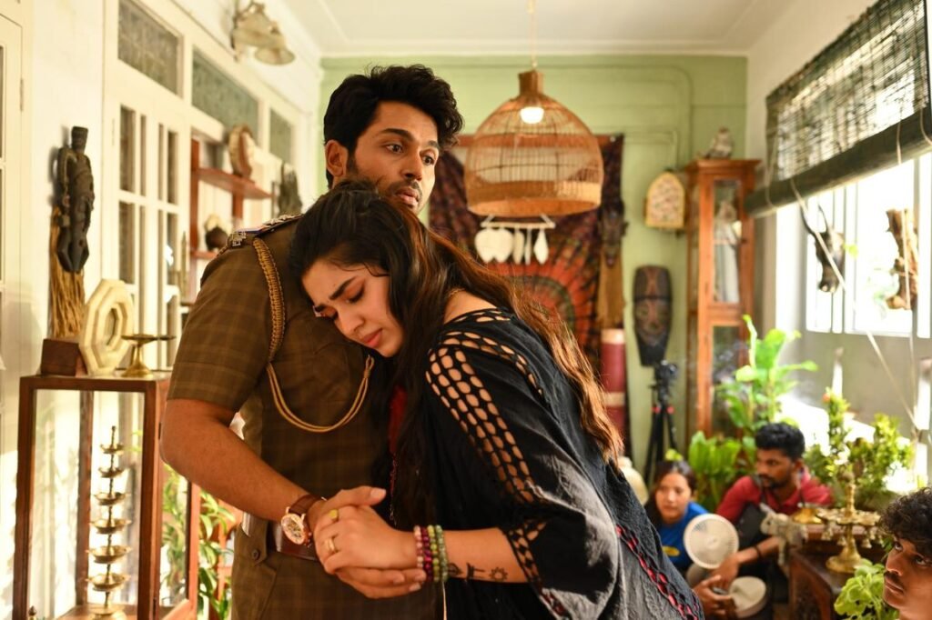 Karthi and Krithi Shetty in a still from ‘Vaa Vaathiyaar"