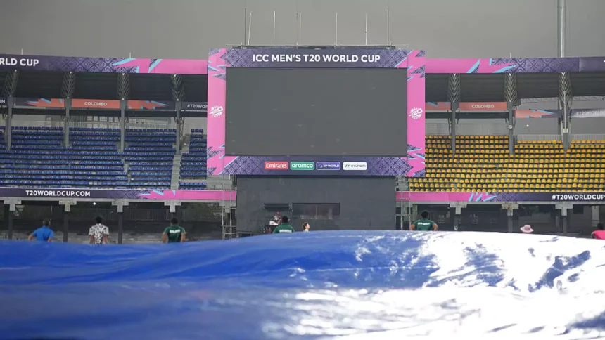 India vs Pakistan in Colombo rain. photo credit -Cricbuzz